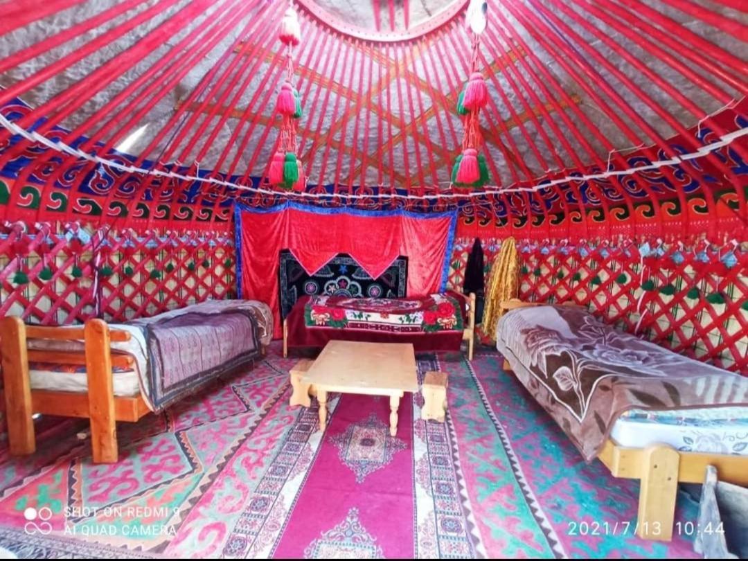 Karakol Yurt Lodge Exterior foto